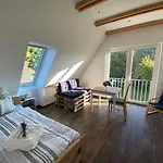 Vakantiehuis Gaestehaus Roggenhorst - Aufwaendig Saniertes Haus, 200 Qm Wohnflaeche, 3 Baeder Lübeck