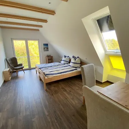 Gaestehaus Roggenhorst - Aufwaendig Saniertes Haus, 200 Qm Wohnflaeche, 3 Baeder * リューベック