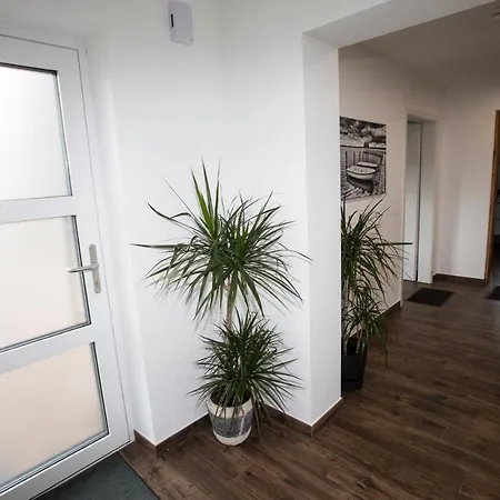 Gaestehaus Roggenhorst - Aufwaendig Saniertes Haus, 200 Qm Wohnflaeche, 3 Baeder