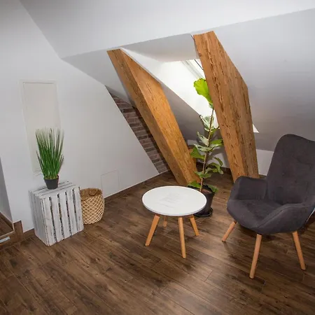 別荘 Gaestehaus Roggenhorst - Aufwaendig Saniertes Haus, 200 Qm Wohnflaeche, 3 Baeder リューベック